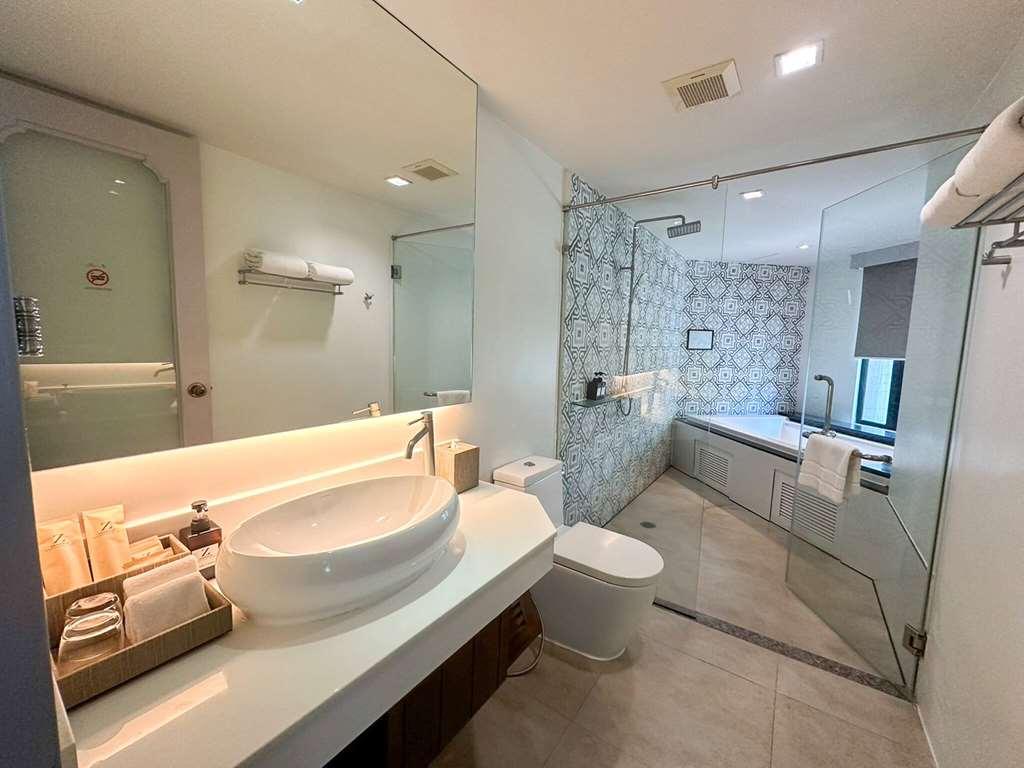 Zenmaya Oceanfront Phuket Camera foto